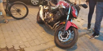 FOTO Un motociclist, victima unui accident în Timișoara