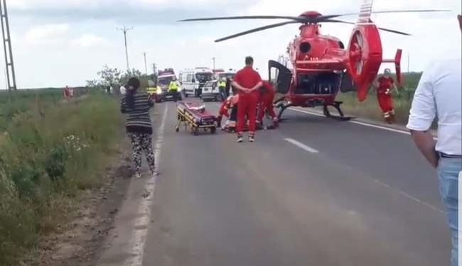 Patru persoane rănite într-un accident din Timiș. A venit elicopterul SMURD