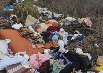 Primăria comunei Moravița pornește o inițiativă împotriva celor care aruncă ilegal gunoiul. 200 de lei pentru o poză!