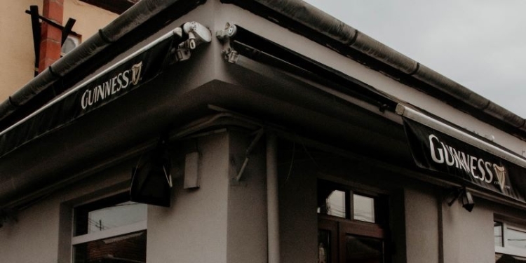 ADVERTORIAL Guinness The Pub, locul gustului autentic italian, plin de viață, din Lugoj