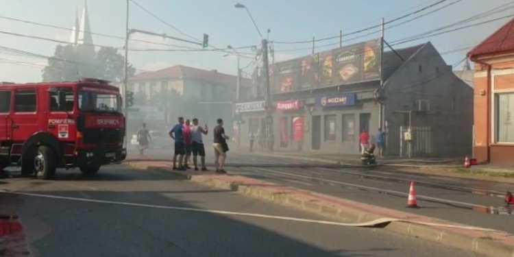 VIDEO Incendiu pe un bulevard din Timișoara!