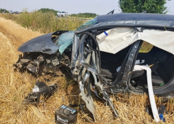 Accident grav între Sânnicolau Mare și Saravale. Două persoane au ajuns la spital