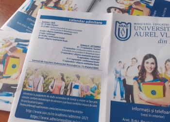 Puncte mobile de înscriere la facultate. UAV Arad vine mai aproape de  casa ta!
