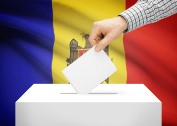 Secție de votare la Timișoara pentru alegerile din Republica Moldova