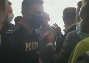 VIDEO ”Lacrimi și pumni în pereți” la alegerile PNL Timișoara! S-a cerut demisia lui Alin Nica