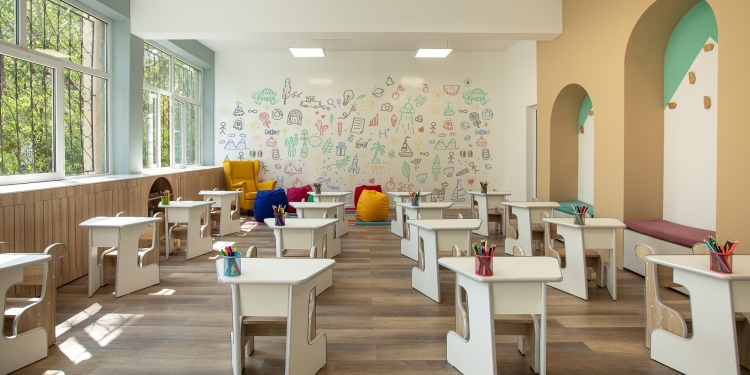 Pericol pentru copiii din școli și grădinițe! Stau 8 ore pe zi în prezența unui gaz cancerigen