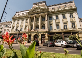 Au început înscrierile la UAV Arad. Sute de locuri bugetate și cu taxă, locuri noi de cazare și beneficii pentru studenți