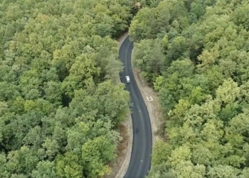 România va avea o nouă șosea spectaculoasă. Imagini din dronă cu drumul care ar urma să fie deschis în câteva săptămâni