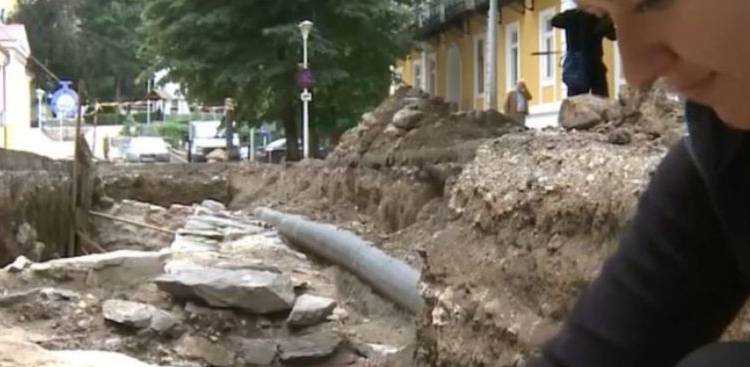 Băile romane de la Băile Herculane rămân îngropate! România nu găsește oportunități de valorificare