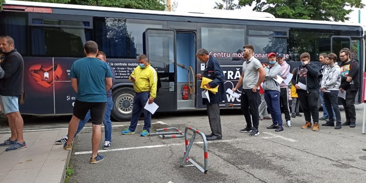 Blood Network, la Timișoara. Au stat la coadă ca să doneze sânge