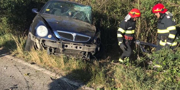 Patru persoane au ajuns la spital în urma unui accident rutier