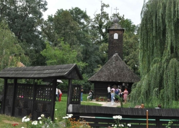 Muzeul Satului Bănățean sărbătorește jumătate de secol de activitate la Pădurea Verde! Vezi aici ce artiști populari urcă pe scenă