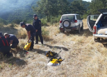 UPDATE VIDEO Incendiu de vegetație în vârf de munte, în județul Caraș-Severin