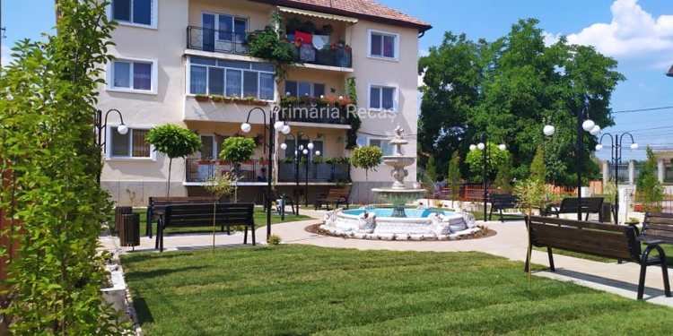 În Timișoara sunt abandonate, în Recaș se investește în parcuri