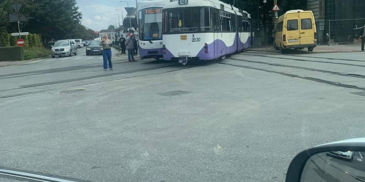VIDEO Accident cu două tramvaie, în Timișoara! Vezi aici momentul impactului