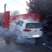 VIDEO. Prima intervenție de stingere a unui incendiu la un autoturism electric, în județul Timiș