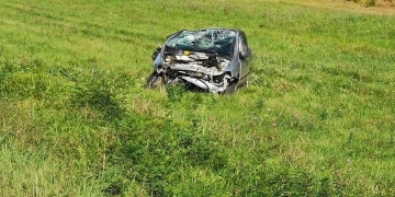 Accident cu trei victime, în Timiș. Un copil a ajuns la spital