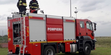 VIDEO Autospecială de ultimă generație pentru intervenția în incendii, cumpărată de Primăria Comloșu Mare
