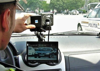 Drumul dintre Moșnița Nouă și Albina, „magnet” pentru amenzi!