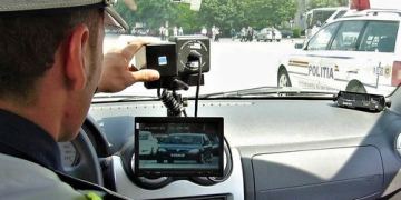 Drumul dintre Moșnița Nouă și Albina, „magnet” pentru amenzi!