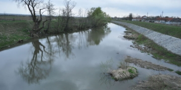 Ecluza Uivar intră în reabilitare