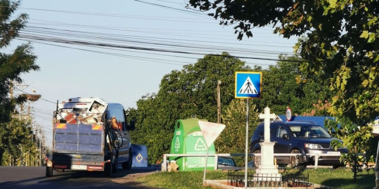 Responsabilitate! Colectare de deșeuri electrice la Sânandrei