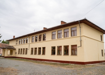 Primăria din Jamu Mare oferă burse elevilor pentru performanță și ajutor social