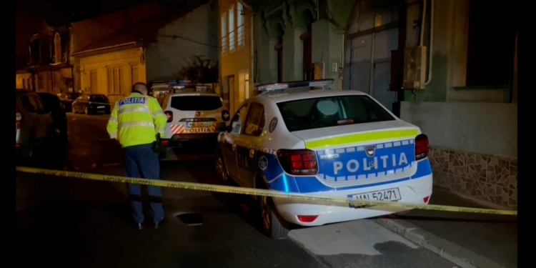 UPDATE: Tânărul care și-ar fi ucis mama, prins în zona Gării de Est
