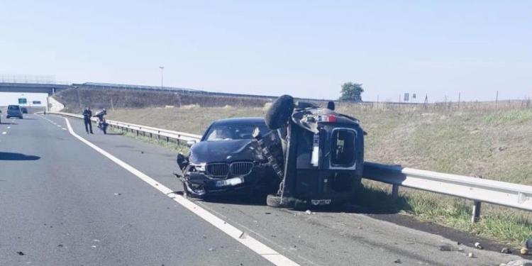 Atenție șoferi! Se circulă pe banda a doua pe autostrada A1, pe sensul de mers Lugoj – Timișoara