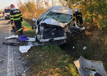 Impact tragic în apropiere de Lugoj! Un bărbat și-a pierdut viața, după ce s-a izbit frontal de un tir