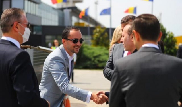 Deputatul PNL de Timiș, urmărit penal de DNA, Cosmin Șandru, s-a autosuspendat din partid