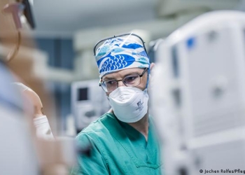 Spitalul Județean de Urgență din Arad nu mai are locuri. Așteaptă sprijin de la alte spitale din județ