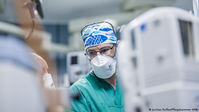 Spitalul Județean de Urgență din Arad nu mai are locuri. Așteaptă sprijin de la alte spitale din județ