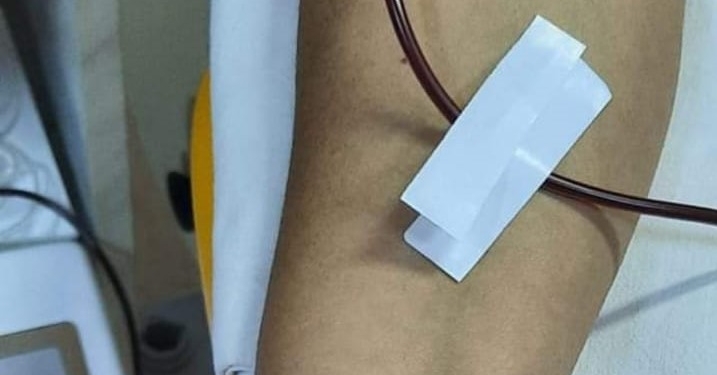 Studenții și profesorii de la Universitatea „Aurel Vlaicu” din Arad au răspuns apelului la donare de sânge