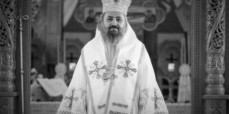 Episcopul Devei şi Hunedoarei a murit, la 52 de ani. Era internat în stare gravă cu Covid-19
