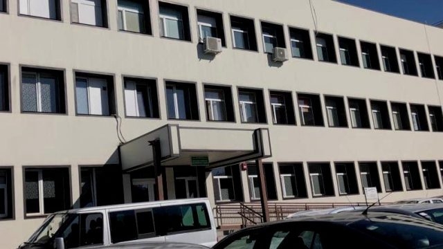 Arad: Cadavrul unui copil de 8 ani a fost găsit dezmembrat și ars pe un câmp de lângă cimitirul din Bujac