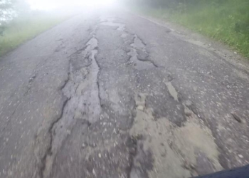 Lucrările de întreținere a drumului care duce spre Semenic pot costă 700.000 de lei