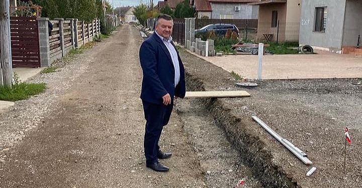 Intervenții importante pe străzile din Sânmihaiu Român