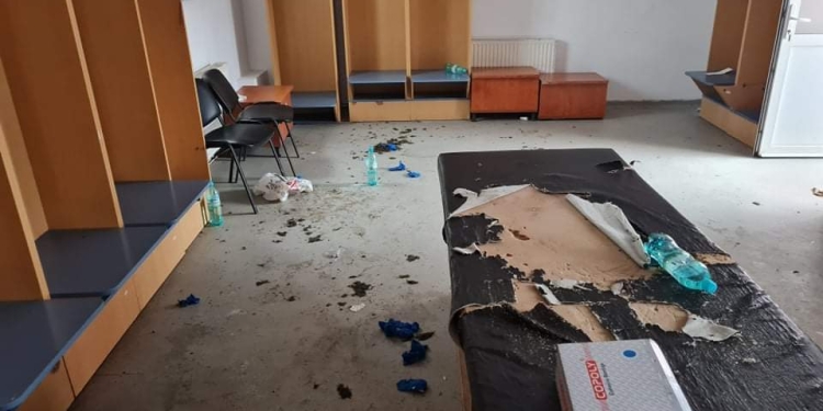 După ce i-a bătut, Poli Timișoara le… bate obrazul jucătorilor de la CSA Steaua București