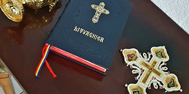 Pățania unui hoț din Caraș. A furat din biserică și a ajuns direct în mâinile jandarmilor