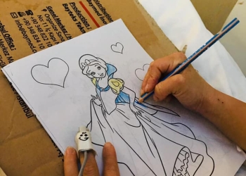 Tânăra cu sindrom Down din Timișoara, al cărei tată a murit intoxicat cu dioxid de carbon din cauză că se încălzeau la aragaz, este în afara pericolului!