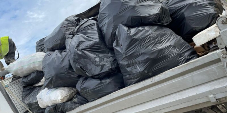 „Recolta” de deșeuri de pe drumurile județene din Timiș: 11 tone!