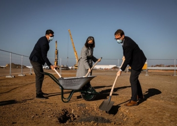 Dominic Fritz „urcă” pe valul Ikea! Primarul Timișoarei își trece în cont investiția de la Dumbrăvița