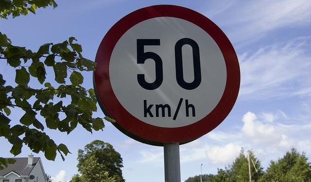 Atenție șoferi! Limită de viteză pe toate bulevardele din Timișoara