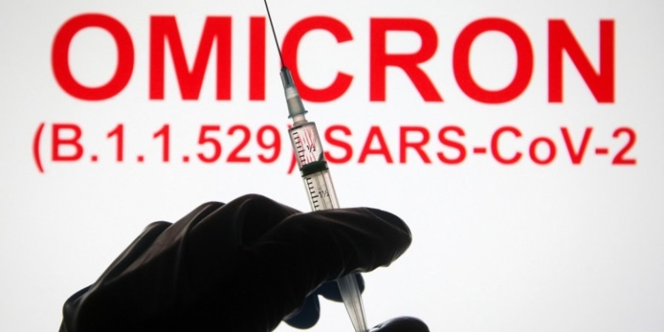 Despre varianta OMICRON: „Ceea ce nu știm în acest moment este sensibilitatea ei la vaccinuri”