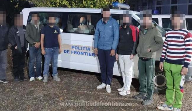 Migranți găsiți într-un garaj, în Banloc