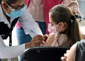 În decembrie ar putea începe vaccinarea anti-COVID19 a copiilor peste 5 ani