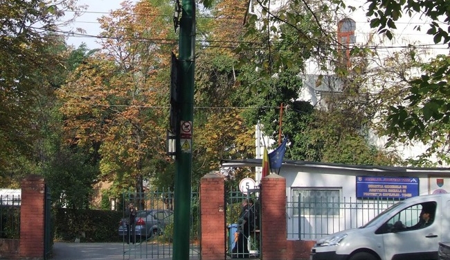 Zeci de angajați DGASPC Timiș suspectați de luare de mită și fraudă! Prejudiciul a fost calculat la 5 milioane de euro