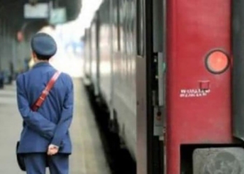 Grevă spontană la CFR, luni dimineață. Peste 1.000 de angajați au oprit lucrul