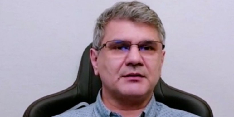 Timișoreanul Octavian Jurma, noi dezăluiri despre varianta Omicron: „Când toată lumea trage obloanele, noi le deschidem”